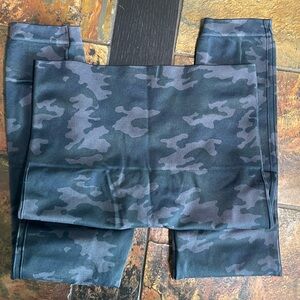 SPANX CAMO!